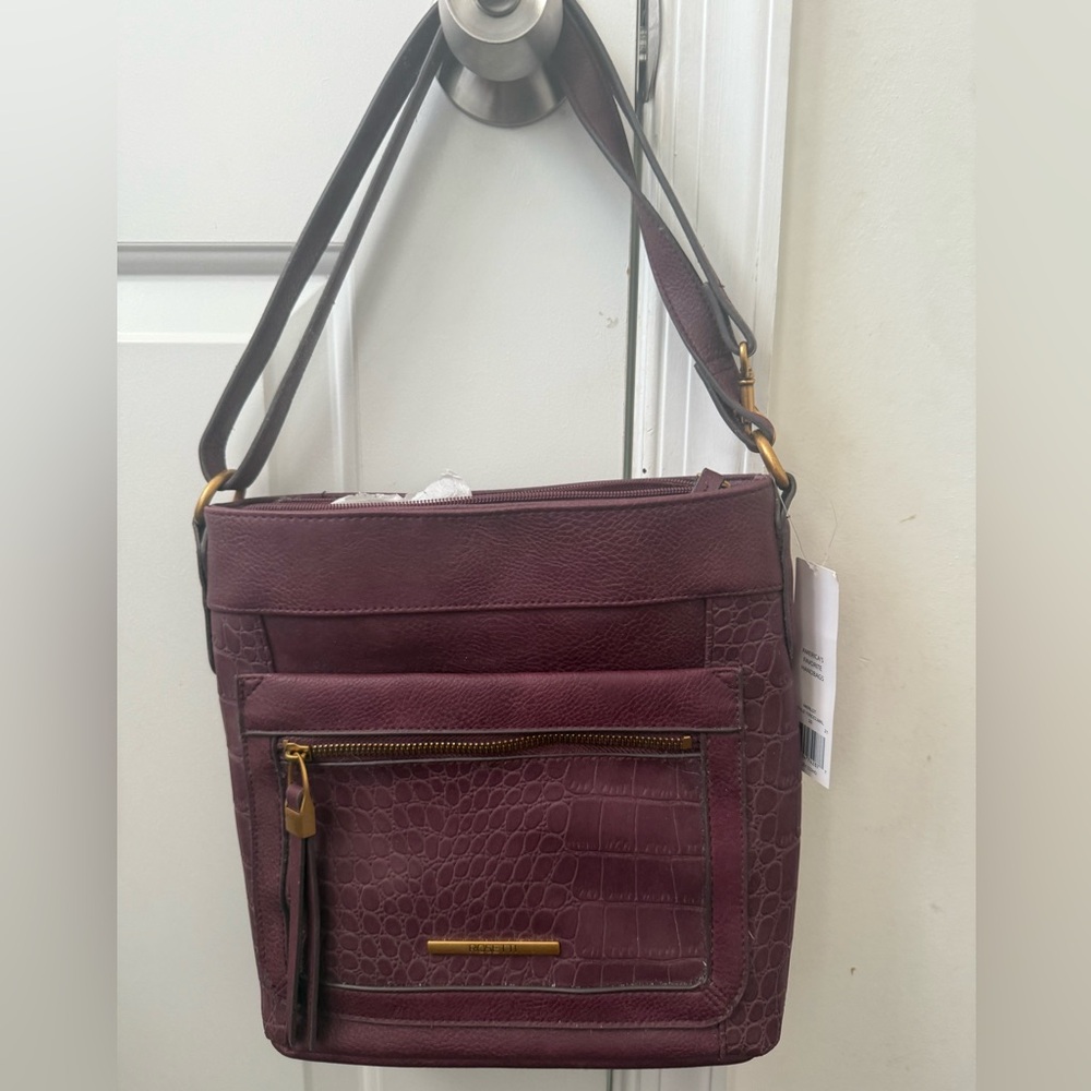 Burgundy/ purple purse, shoulder bag